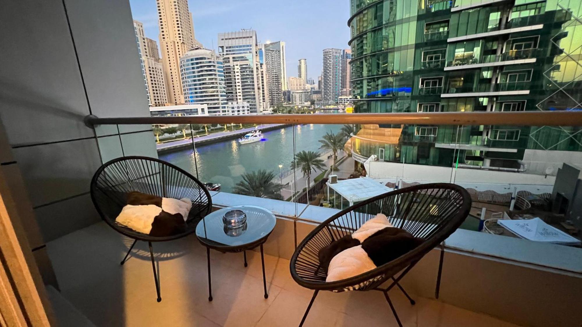 Premium Dubai Marina Two Bedroom Apartments With Sea View - Family Only 外观 照片